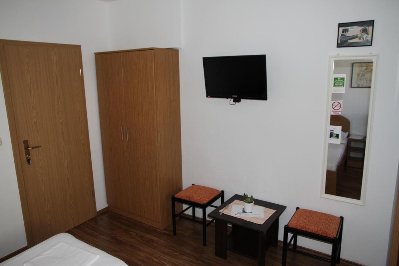 Obradovic Rooms & Apartments Makarska Exterior foto