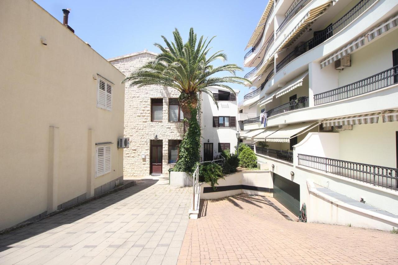 Obradovic Rooms & Apartments Makarska Exterior foto